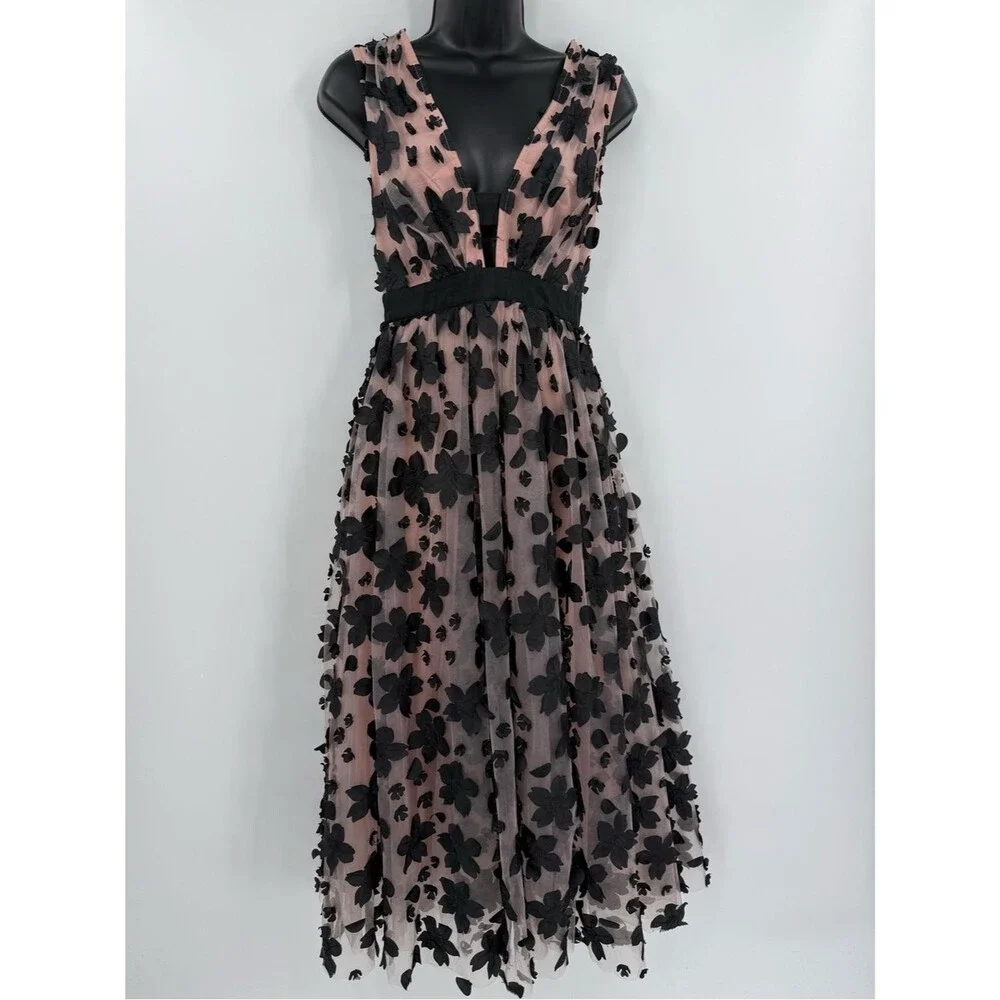 Anthropologie Strappy Floral Floral Appliqúe Tulle Midi Dress | Black /Blush | 0 - Picture 2 of 12